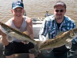 zander-doppelfang-elbe-boot