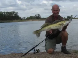 elbzander-angeln-fangfoto
