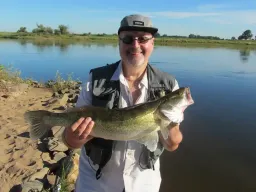 angler-fangfoto-zander-elbe